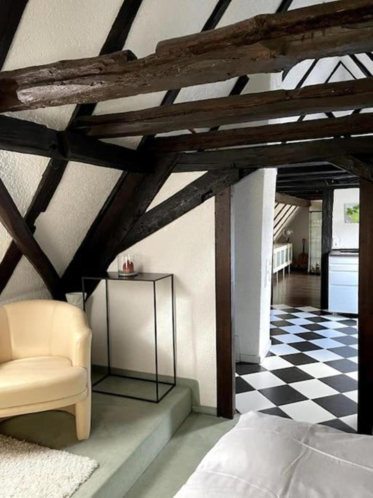Ferienwohnung Im 'Schmoller - Hof' Neustadt an der Weinstrasse Bagian luar foto